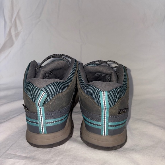 ⭐️KEEN Kids Targhee Waterproof Hiking Boots – Gray/Teal – Size US 4 Youth EUC - Picture 5 of 15